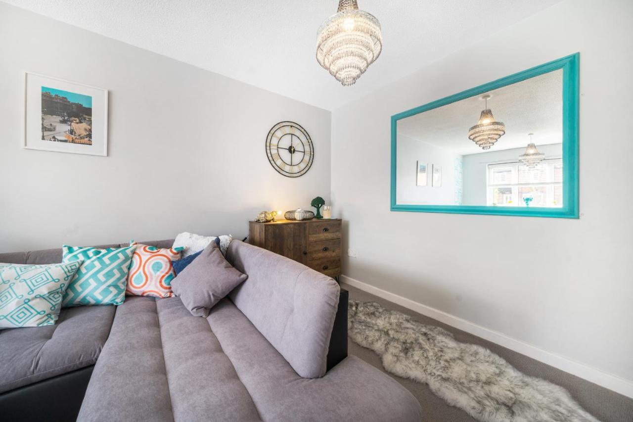 Stylish 3 Bed House, Large Garden, Parking, Wifi - Esho Stays Ковентри Экстерьер фото
